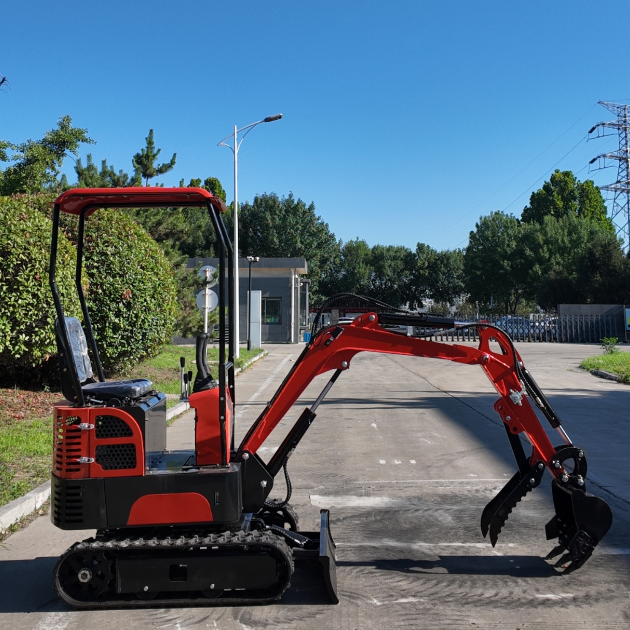 LE10 Mini Excavator - Image 5