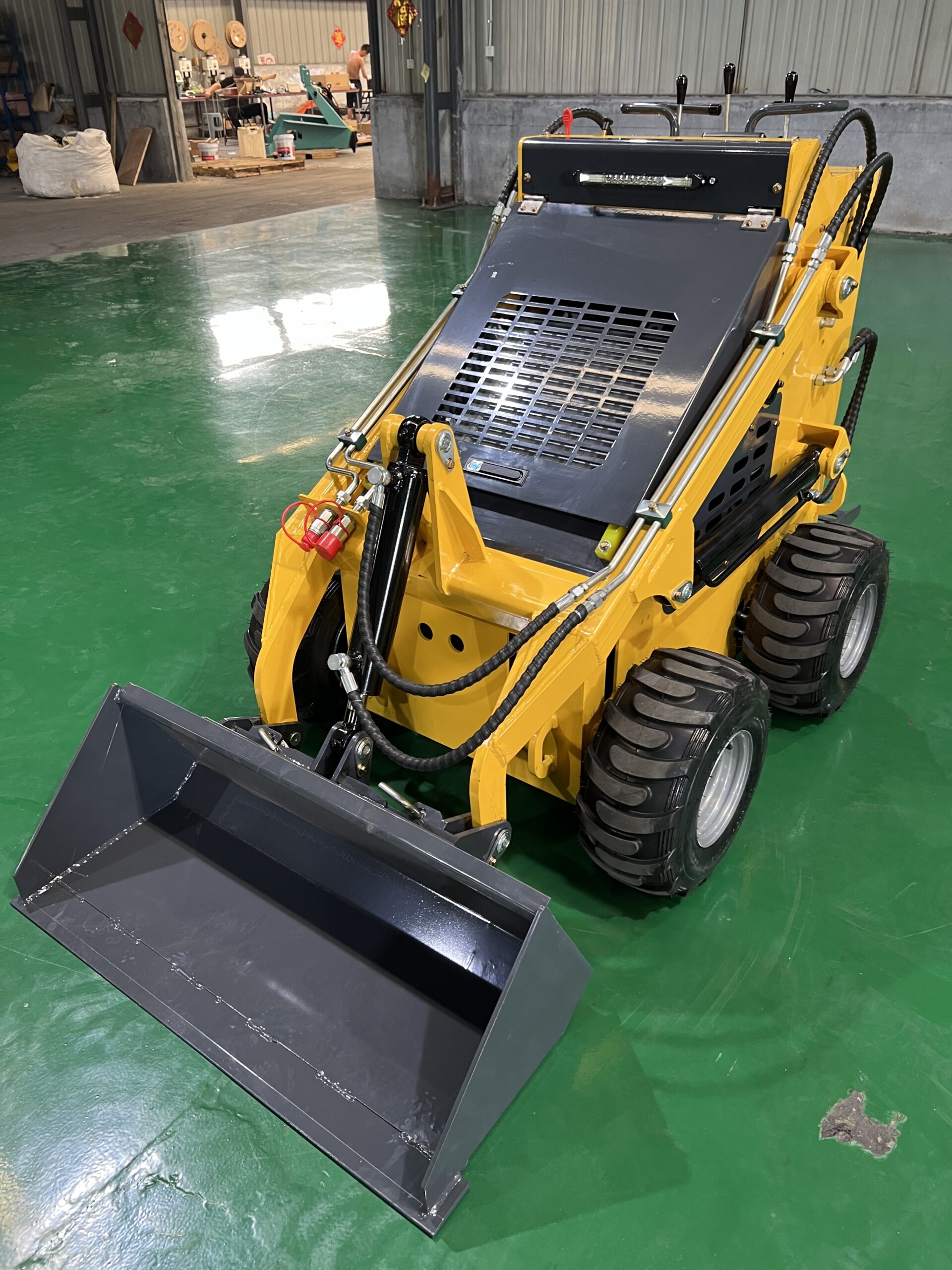 LS800W Skid-Steer Loader - Image 9
