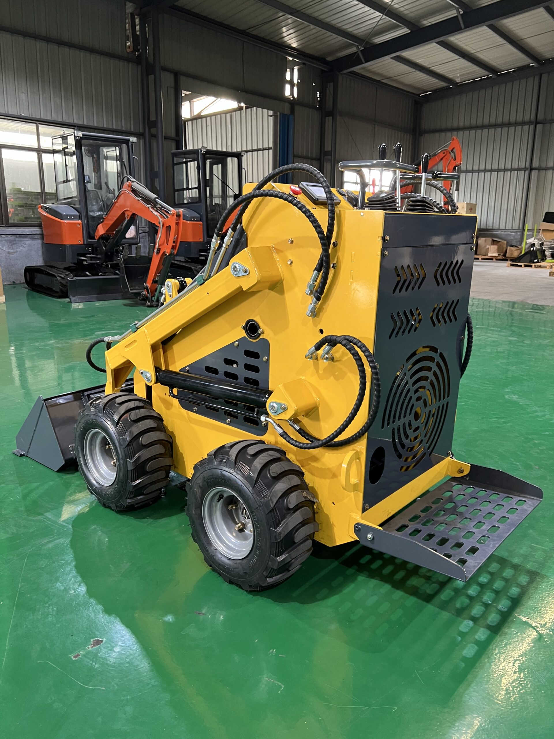 LS800W Skid-Steer Loader - Image 8